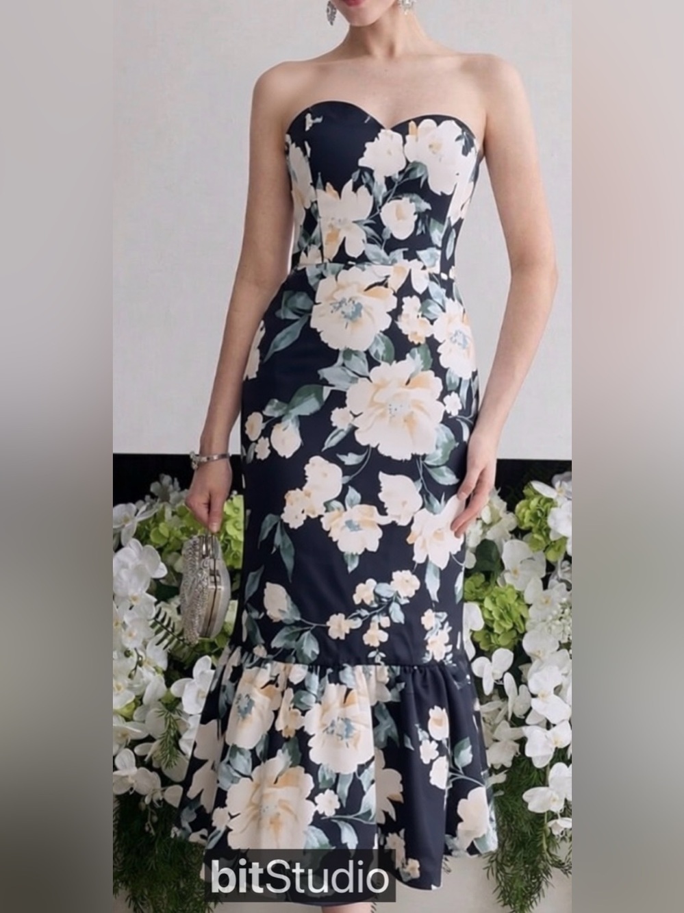 Lulu's Navy Strapless Floral Mermaid Dress with Cream Blooms